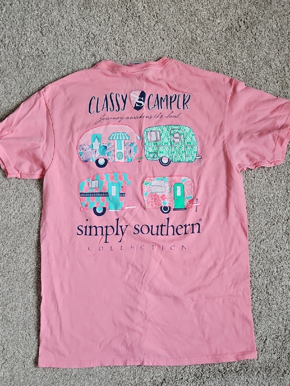 Simply Southern Classy Camper T Shirt Medium Pink Graphic Tee Camper NWOT